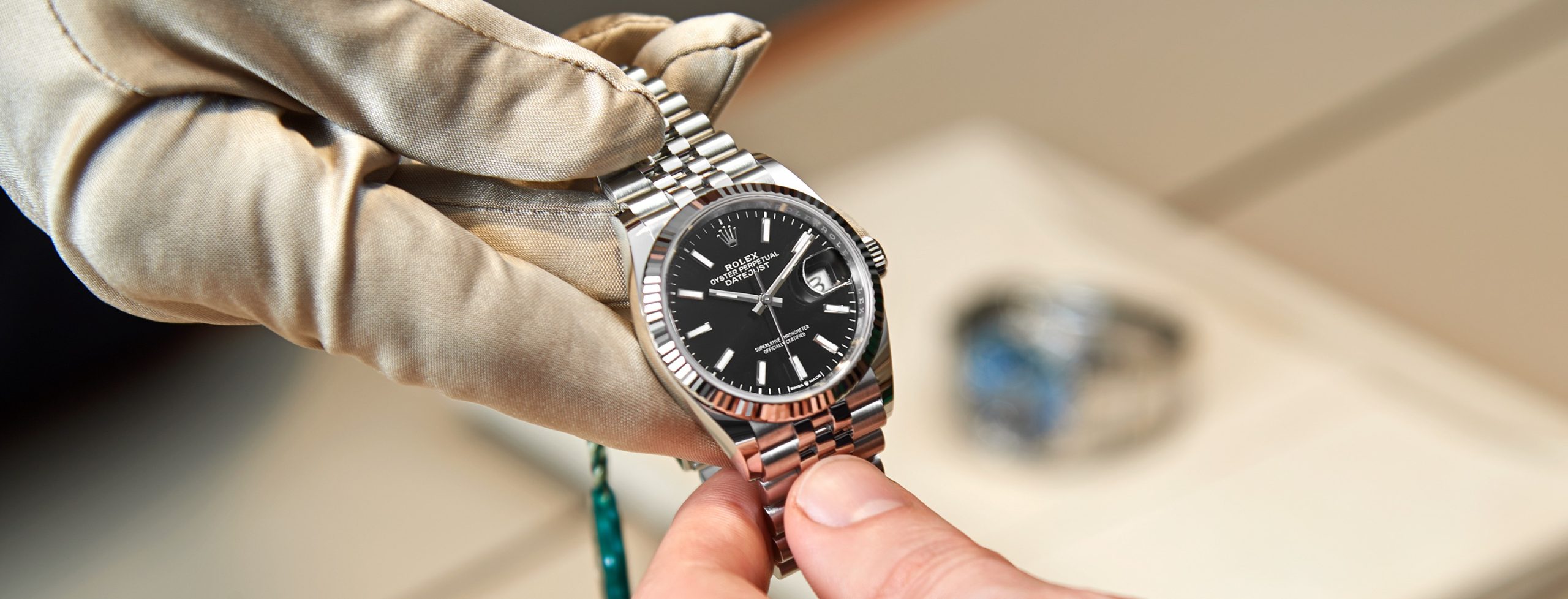 Rolex servicing procedure 14