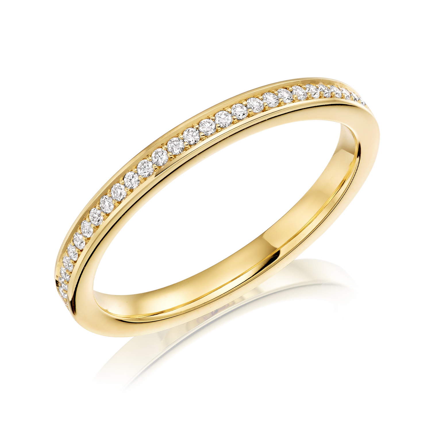 18ct Yellow Gold Brilliant Cut Diamond Set Band: 0.12 carats An 18ct yellow gold brilliant cut diamond set band.