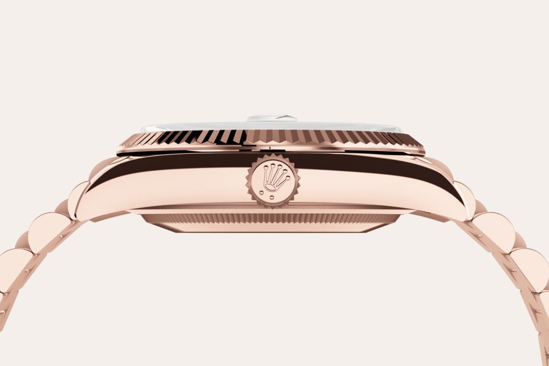 Rolex Day Date 36 M128235-0070 case side view