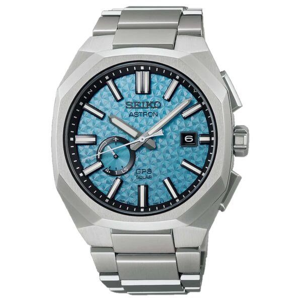 Seiko, Astron 'Starfull Sky' 3X GPS with a 41.2mm stainless steel case and bracelet strap featuring GPS functionality, a date function and a blue dial.