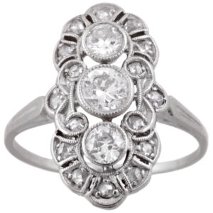 A 14ct white gold Art Deco diamond plaque ring containing rose cut and old round brilliant cut diamonds. Circa 1915.