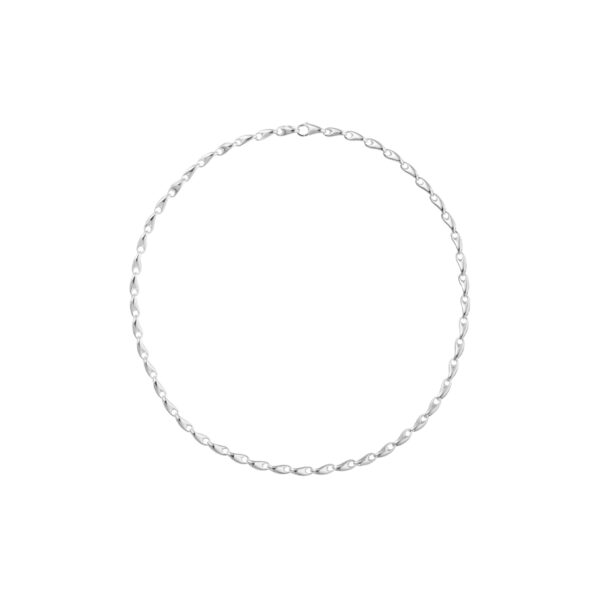 A sterling silver slim link necklace from Georg Jensen's Reflect collection.