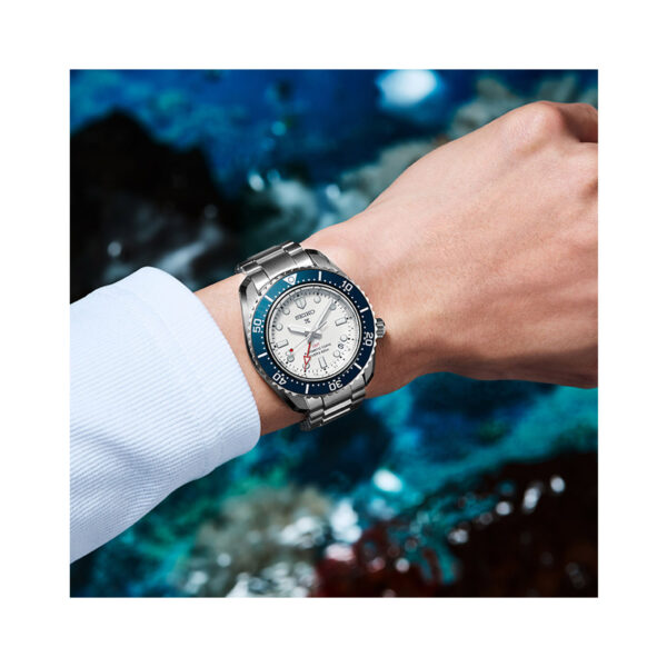 Seiko, Prospex 1968 Heritage Diver’s GMT 60th Anniversary with a 42mm stainless steel case and bracelet strap featuring a date and GMT function with a white dial and navy blue bezel.
