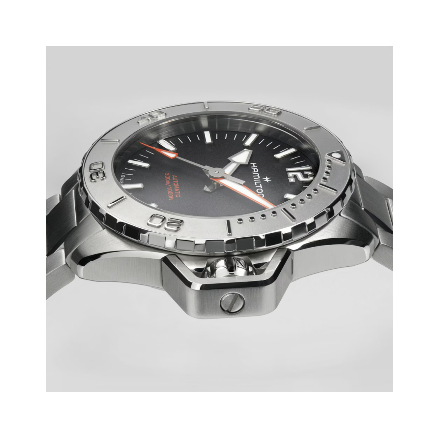 Hamilton, Khaki Navi Frogman with a 41mm stainless steel case and bracelet strap featuring a black dial with a grey bezel.