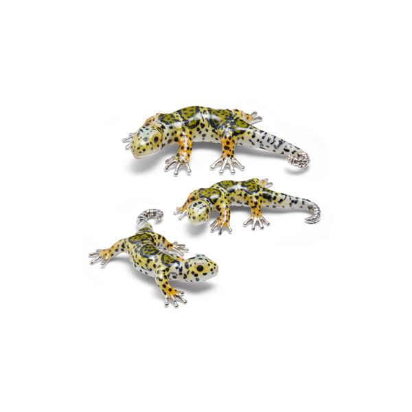 A sterling silver gecko figurine from Saturno by Francis Howard.