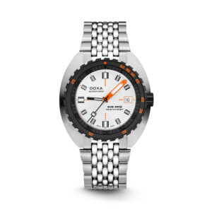 DOXA SUB 300Beta, Searambler with a 42.5mm stainless steel case and bracelet strap featuring a date function with a white dial and a black and orange ceramic bezel.