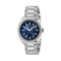 Gucci, GG2570 with a 41mm stainless steel case and bracelet strap featuring a date function and a blue dial.