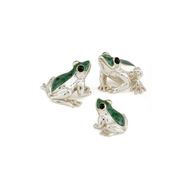 A sterling silver frog figurine from Saturno by Francis Howard.