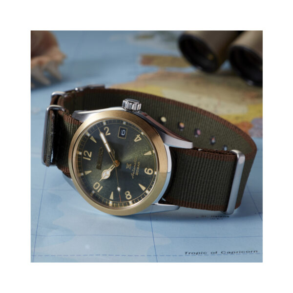 Seiko, Prospex Alpinist 'Sunbeam Forest' with a 38mm stainless steel case and a green and brown nylon fabric strap featuring a date function and a green dial.