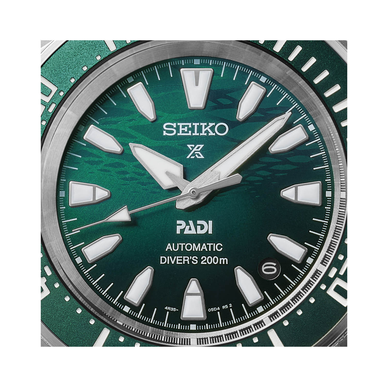 Seiko, Prospex PADI Green 60th Anniversary 4R with a 41.7mm stainless steel case and bracelet strap featuring a date function and a green dial and bezel.