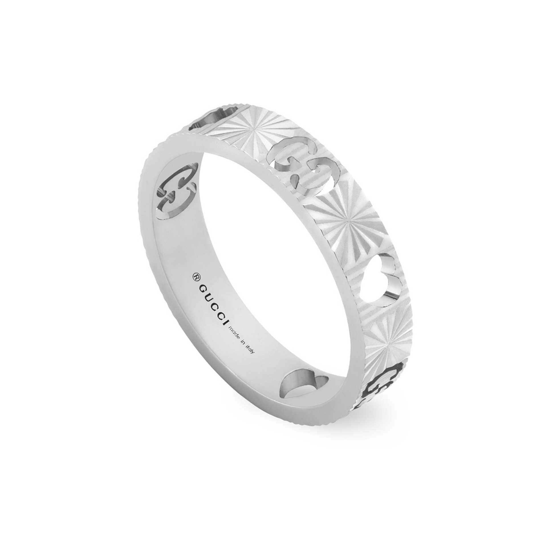 An 18ct white gold ring featuring the heart motif and Gucci house monogram from Gucci's Icon collection.