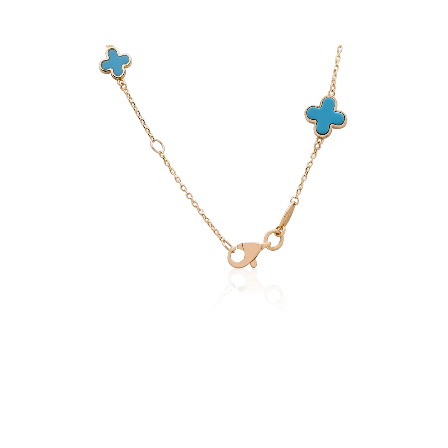 A 9ct yellow gold blue/ green turquoise clover bracelet, on a trace chain.