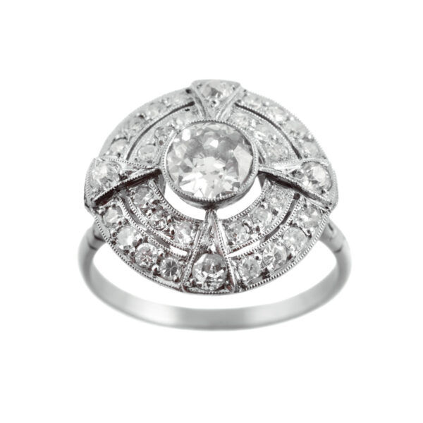 An 18ct white gold and platinum Art Deco diamond set target cluster ring