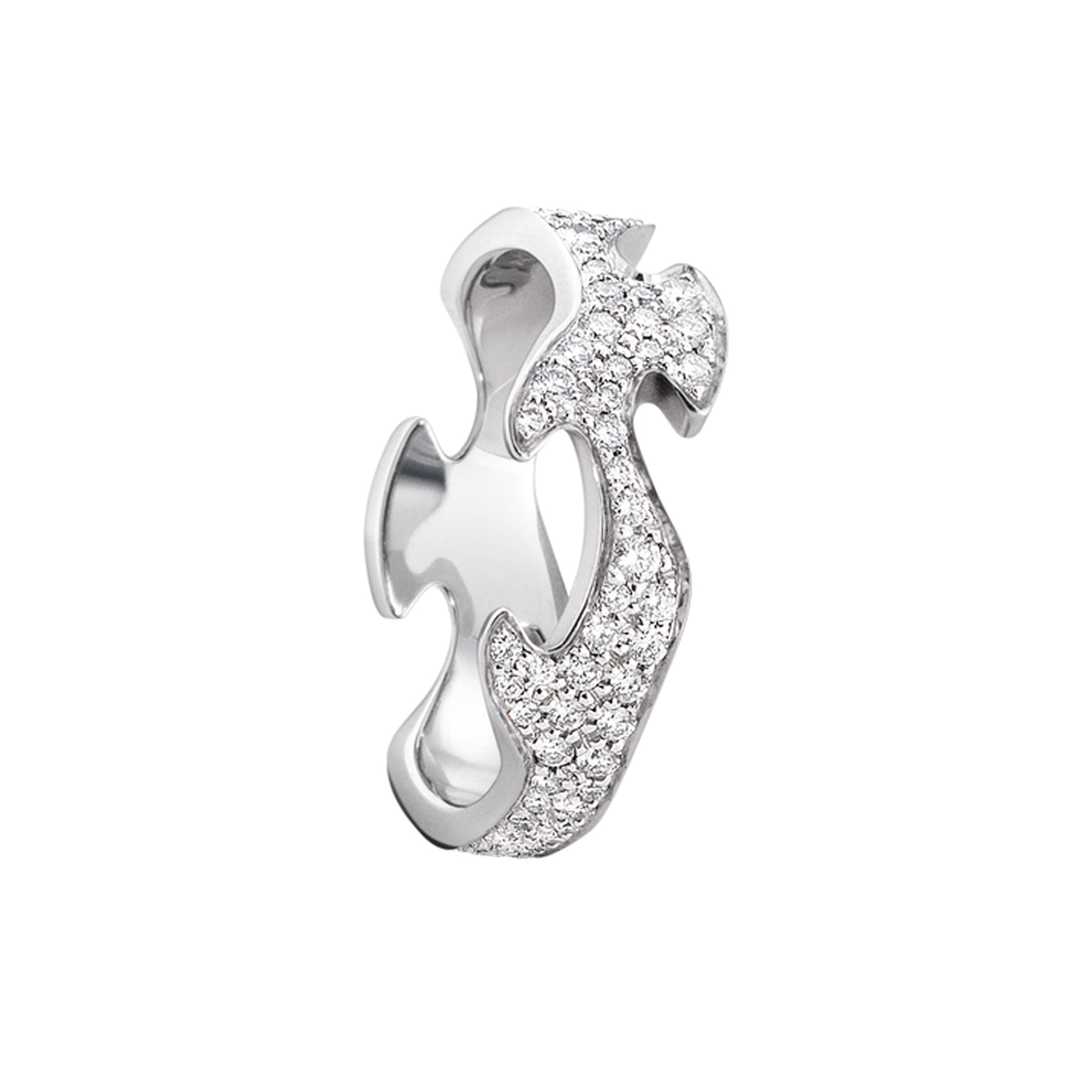 An 18ct white gold Fusion centre ring with pave set diamonds from Georg Jensen’s Fusion collection.