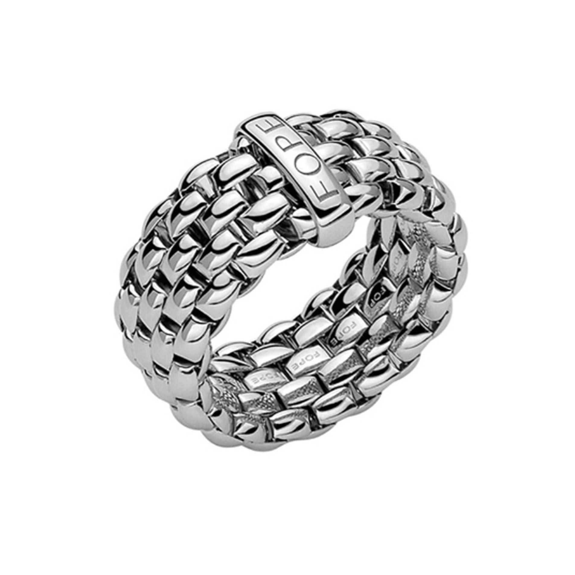 FOPE, Essentials Collection, 18ct White Gold Flex'It Ring An 18ct white gold Flex'It ring, belonging to FOPE's Essentials collection.