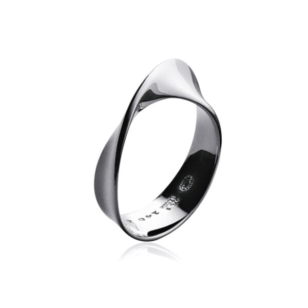 A sterling silver, polished twist ring belonging to Georg Jensen's Möbius collection.