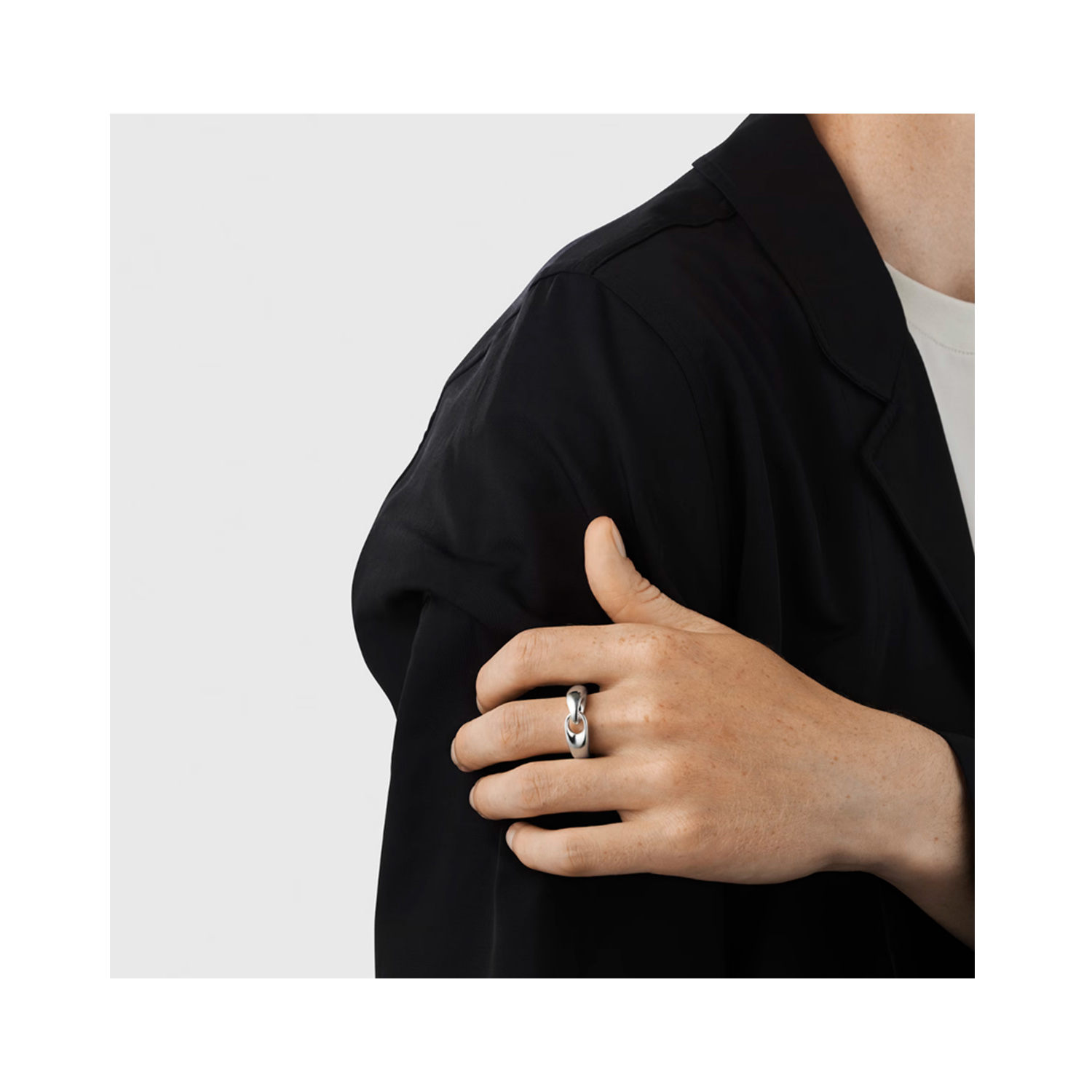 A sterling silver, large link ring belonging to Georg Jensen’s Reflect collection.