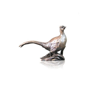 Made from solid foundry bronze, this piece depicts a pheasant with its head held high.