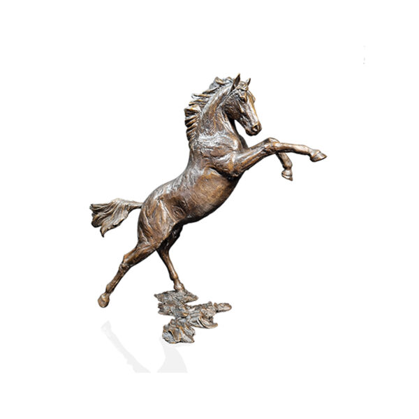 Made from solid foundry bronze, this piece depicts a striking yet elegant horse rearing up on its back legs.
