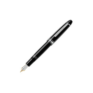 The Meisterstück LeGrand in deep black precious resin with platinum-coated details, surmounted by the white star emblem and finished with a handcrafted gold nib, evolves into a distinctive design icon.