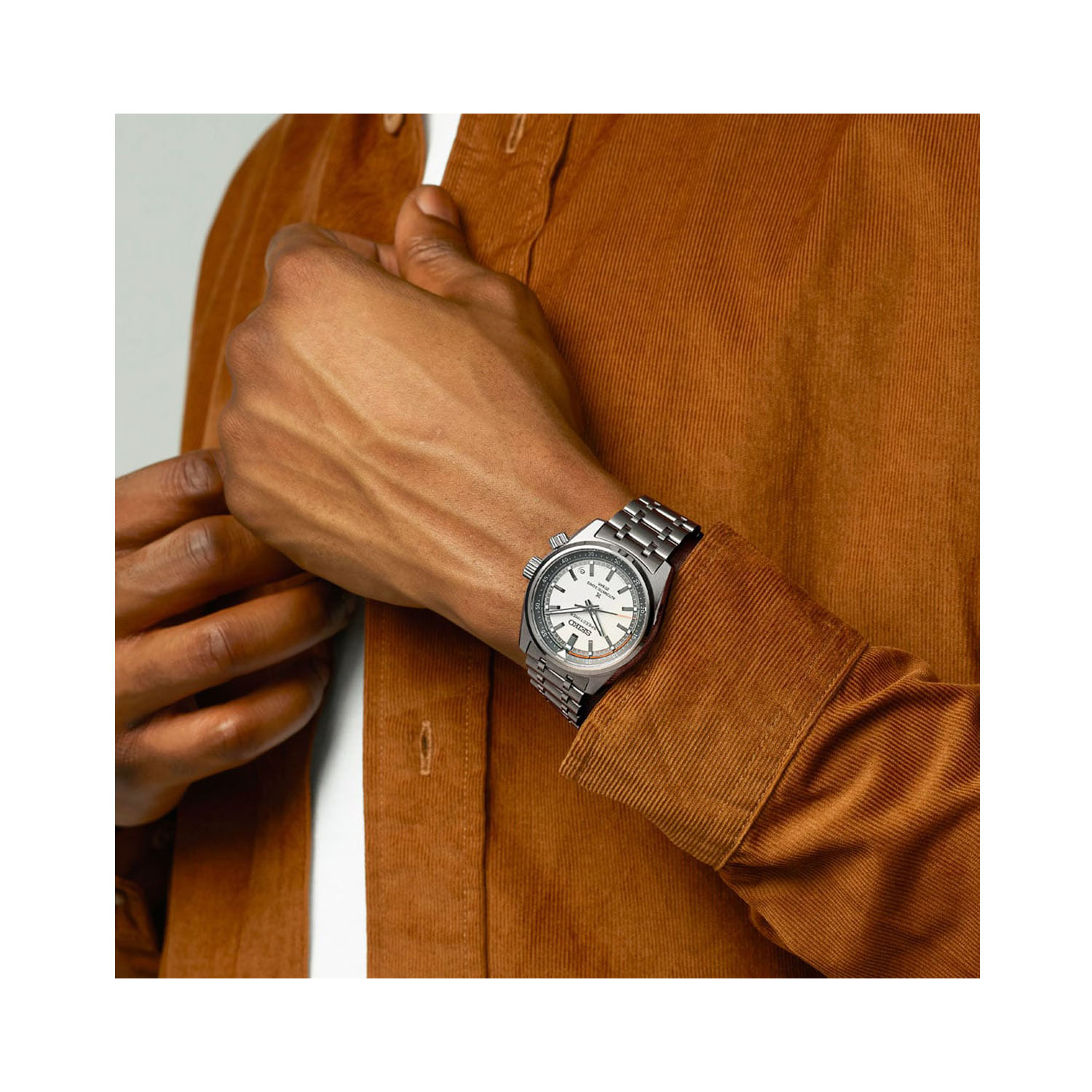 Seiko, Speedtimer 6R 'Compact Countdown' Grey-White Contrast, Automatic Men's Watch Seiko, Speedtimer 6R 'Compact Countdown' Grey-White Contrast with a 39.5mm stainless steel case and bracelet strap featuring a date function and a grey dial.