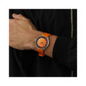 DOXA SUB 200, Professional Orange Strap, Automatic Men's Watch DOXA SUB 200, Professional with a 42mm stainless steel case and orange rubber strap featuring a date function and an orange dial with a black bezel.