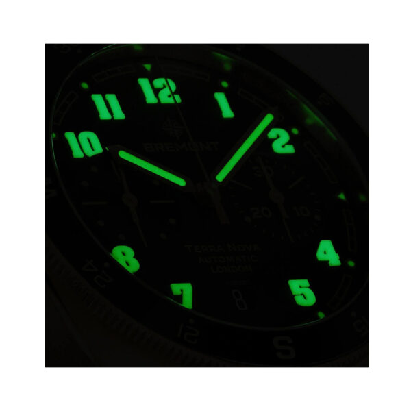 Bremont, Terra Nova 42.5 Chronograph Bronze with a 42.5mm cupro-aluminium bronze caze and a khaki green nubuck leather strap featuring a date function and chronograph on a gradient green dial.