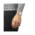 Tissot, Classic Dream Silver, Quartz Men's Watch Tissot, Classic Dream with a 42mm stainless steel case and bracelet strap featuring a date function and a silver dial.