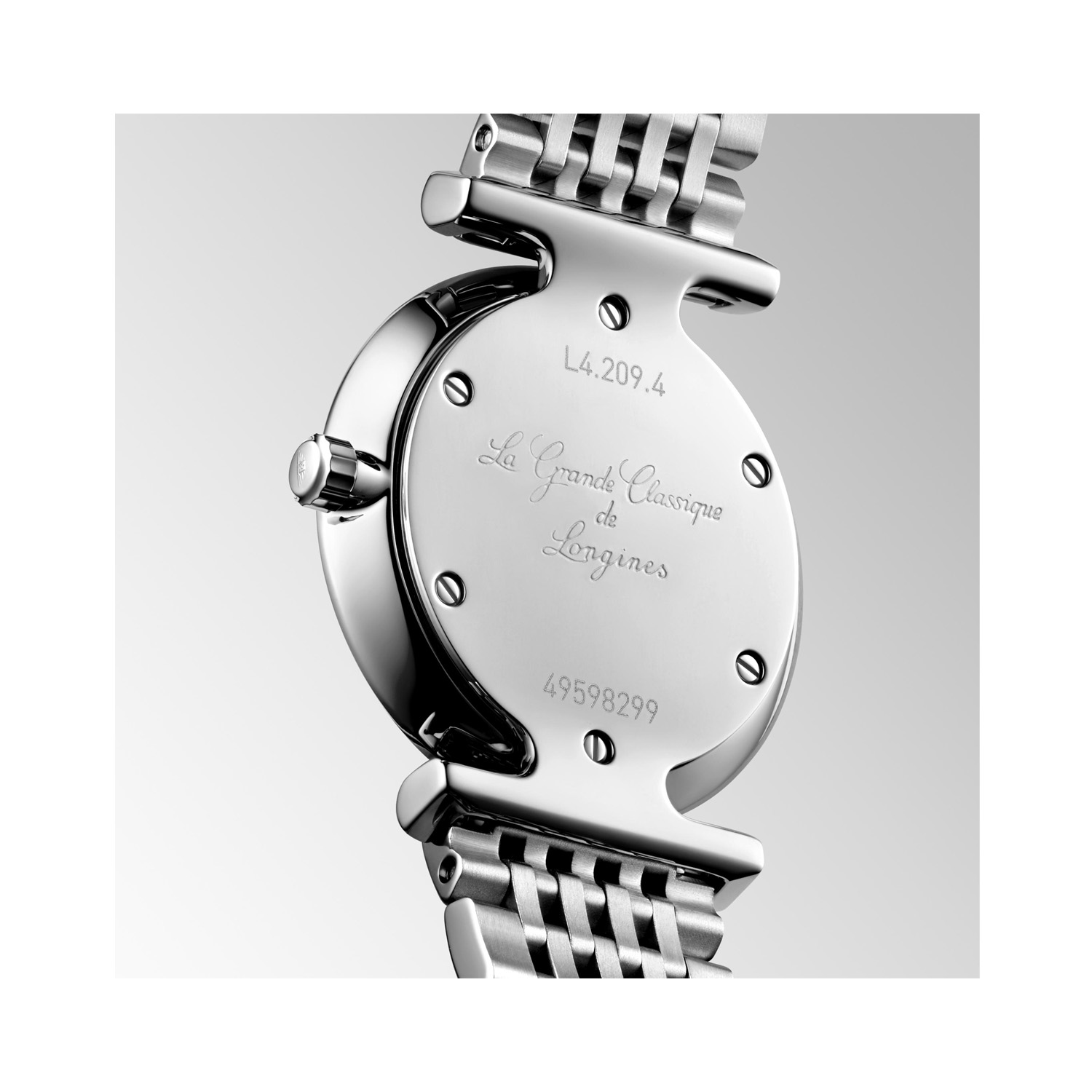 Longines, La Grande Classique with a 24mm stainless steel case and bracelet strap featuring a white dial.