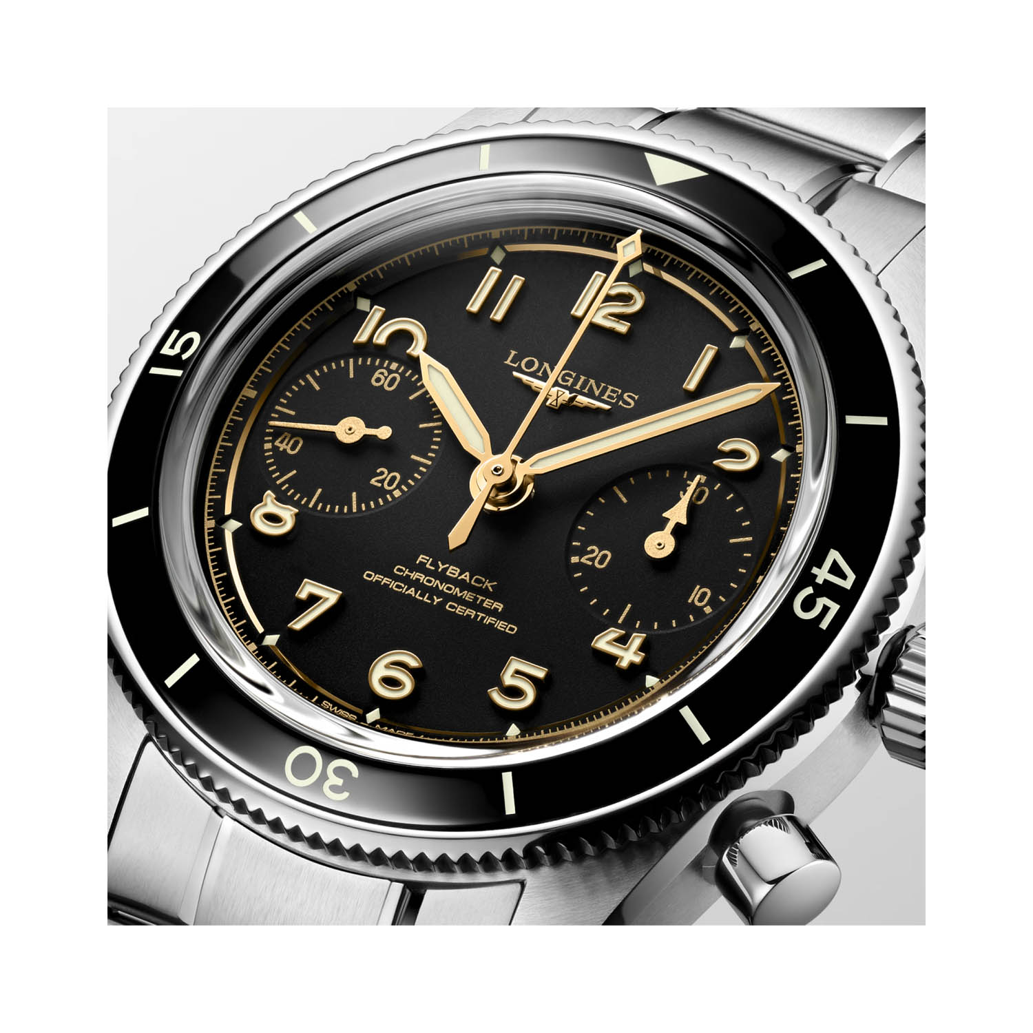 Longines, Spirit Pilot Flyback with a 39.5mm stainless steel case and bracelet strap featuring a chronograph with a black dial and bezel.