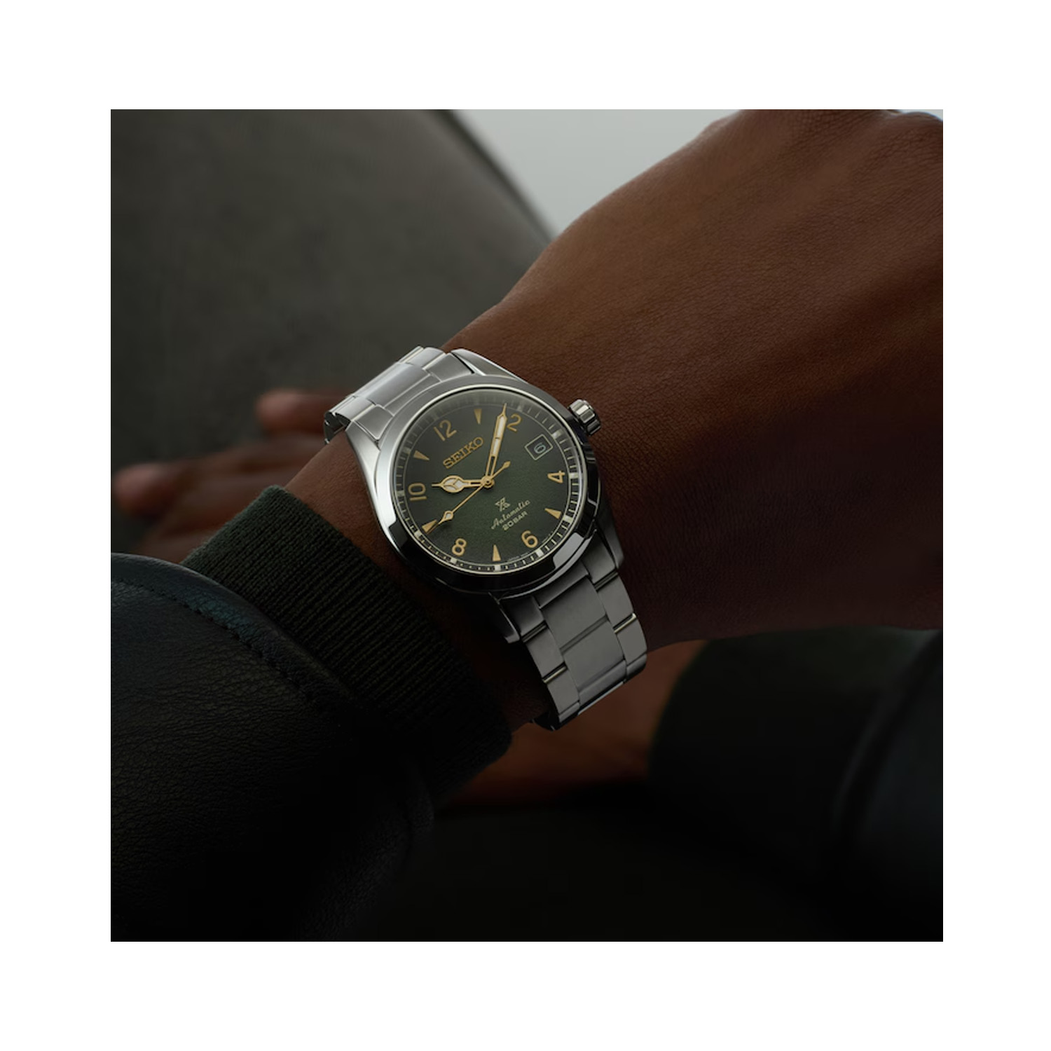 Seiko, Prospex Green 'Alpinist', Automatic Men's Watch Seiko, Prospex 'Alpinist' with a 38mm stainless steel case and bracelet strap featuring a date function and a green dial.