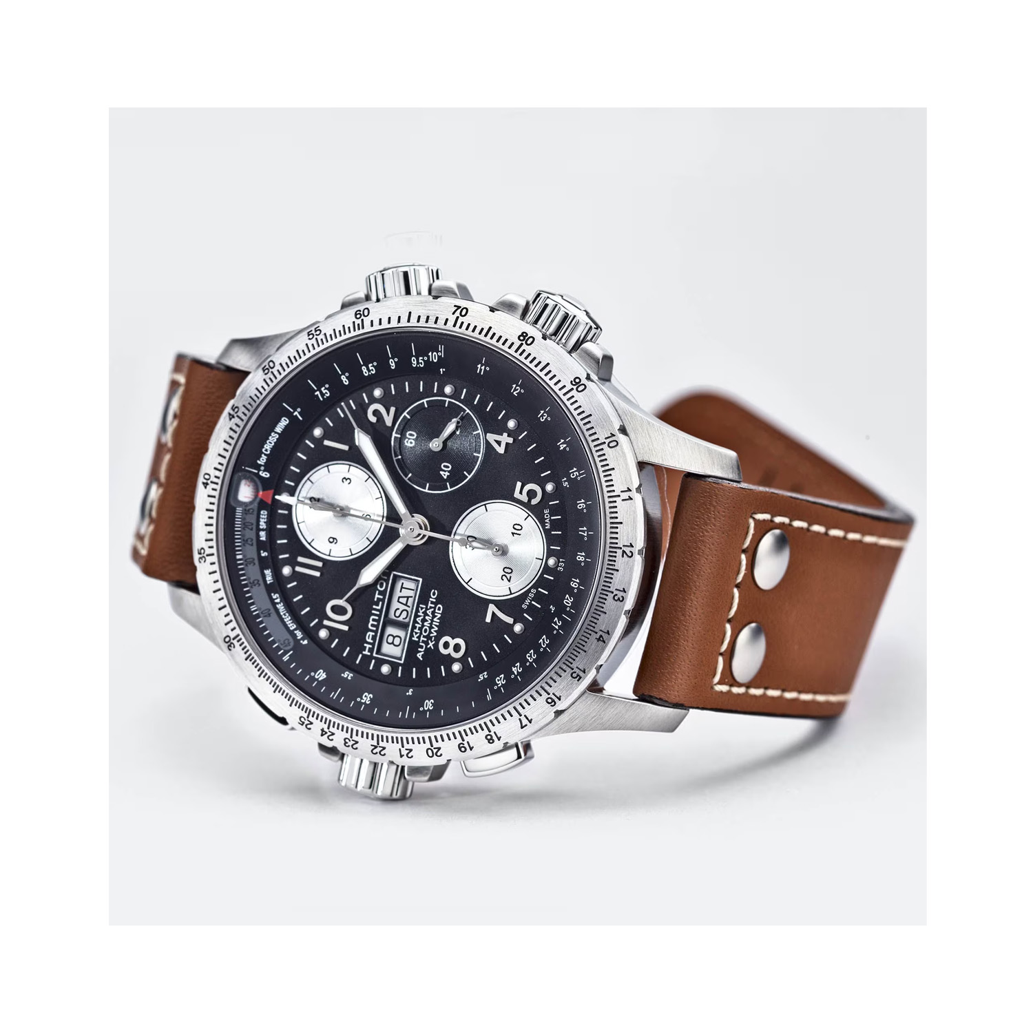 Hamilton, Khaki Aviation X-Wind Black, Men's Automatic Watch Hamilton, Khaki Aviation X-Wind with a 44mm stainless steel case and a brown leather strap featuring a chronograph, day date function and a black dial.