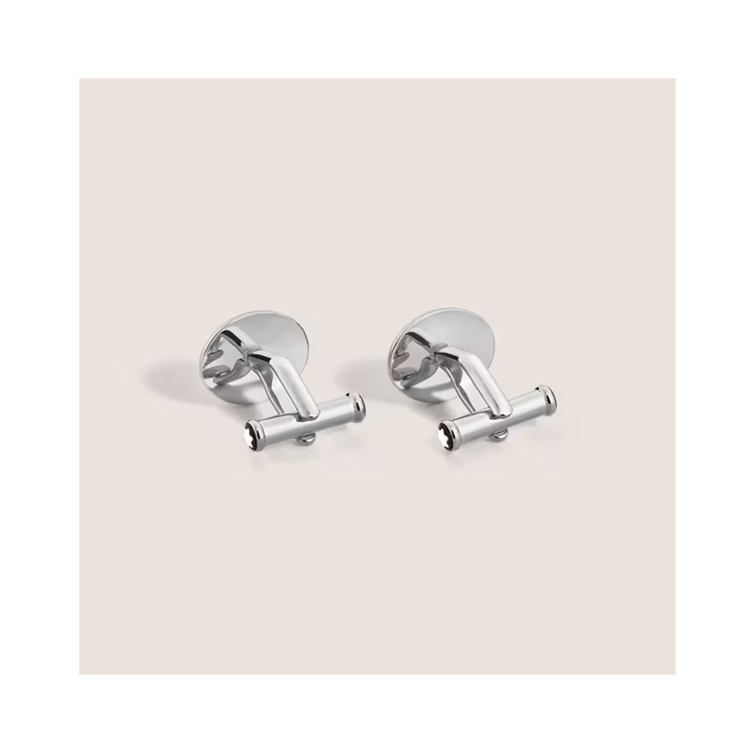 Montblanc, Meisterstück Oval Cufflinks with Black Geometric Laquer Inlay Montblanc, Montblanc, Meisterstück oval shaped cufflinks in stainless steel with an inlay of black geometric patterned laquer.