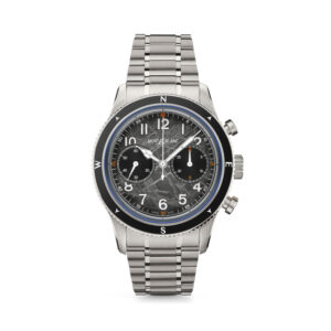 Montblanc, 1858 Chronograph 0 Oxygen The 8000 with a 42mm stainless steel case and bracelet strap featuring a chronograph on a grey dial with a black bezel.