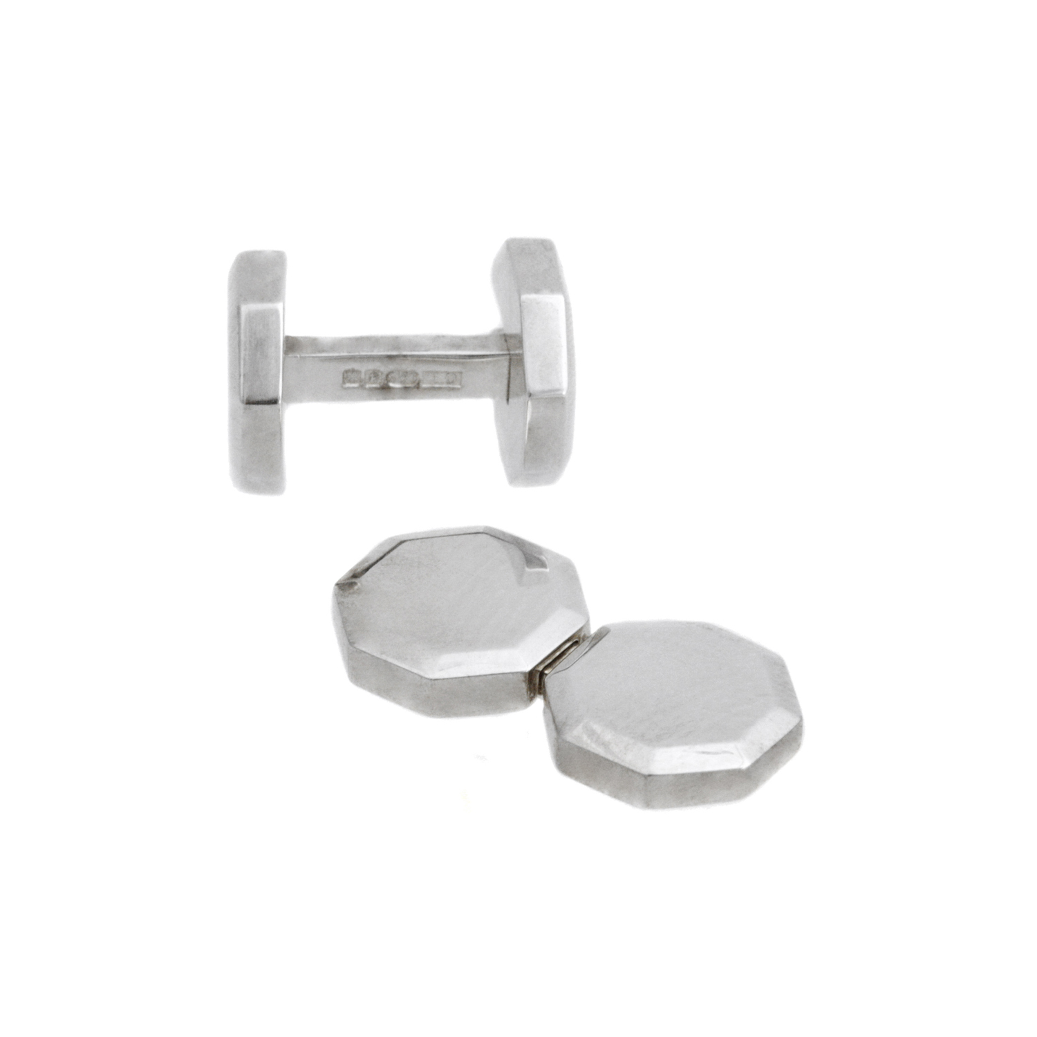 A pair of silver octagonal shaped bar cufflinks.