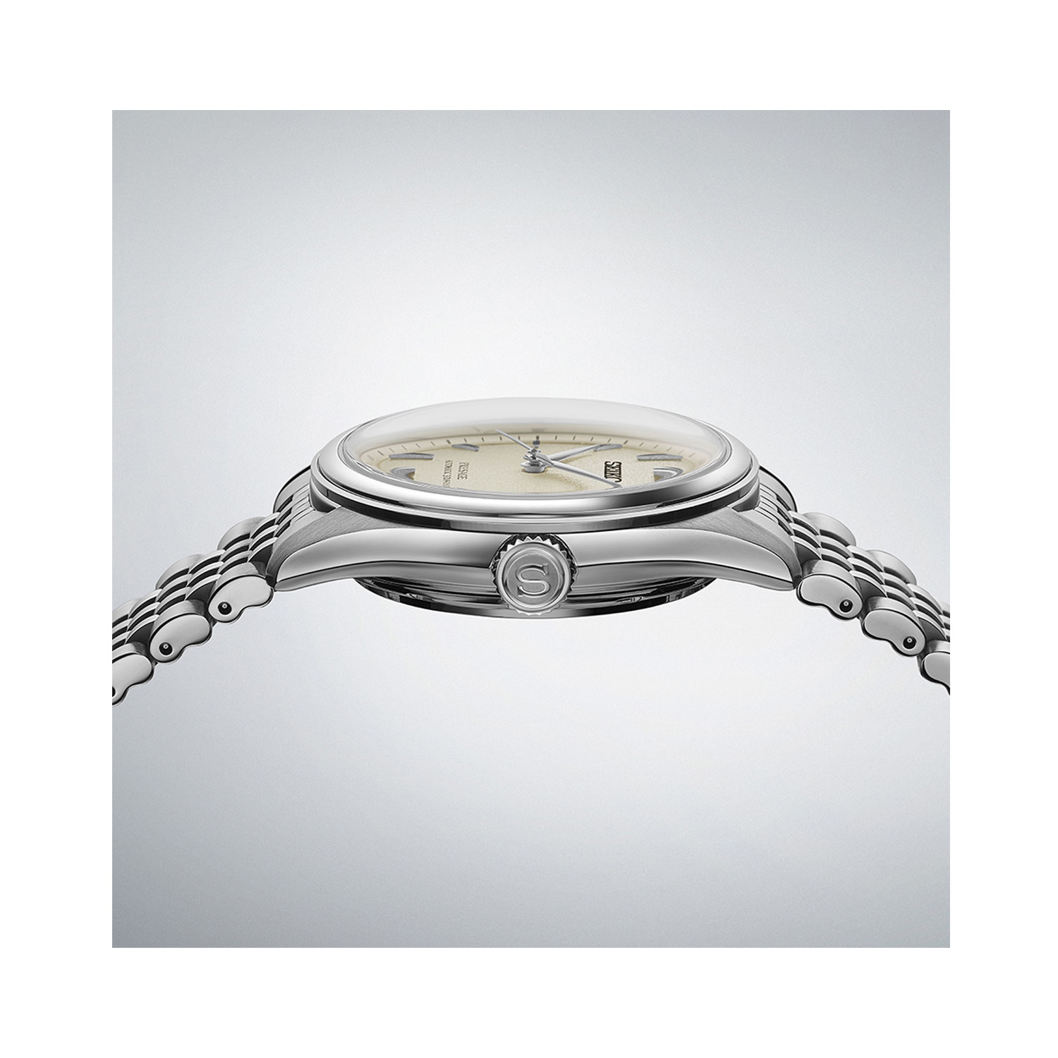 Seiko, Presage Classic Series 'Shiro-Iro', Automatic Men's Watch Seiko, Presage Classic Series 'Shiro-Iro' with a 40.2mm stainless steel case and bracelet strap featuring a date function and a warm white dial.