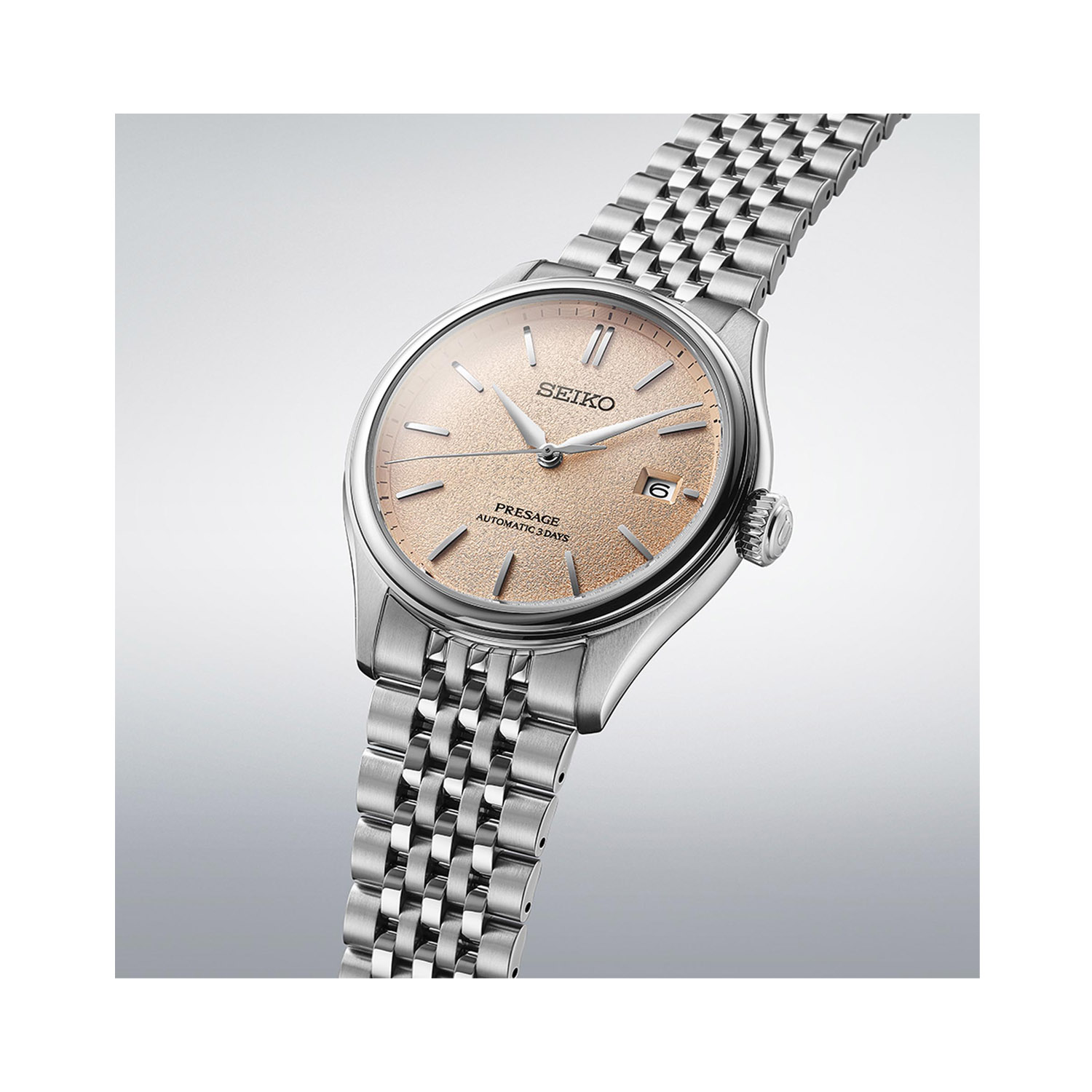 Seiko, Presage Classic Series 'Araigaki' with a 40.2mm stainless steel case and bracelet strap featuring a date function and a pale persimmon coloured dial.