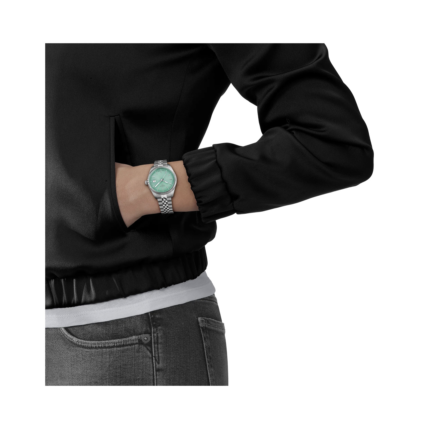 Tissot, Ballade Light Green, Quartz Women's Watch Tissot, Ballade with a 34mm stainless steel case and bracelet strap featuring a date function and a light green guilloché dial.