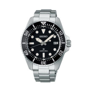 Seiko, Prospex 'Pure Black' with a 41mm stainless steel case and bracelet strap featuring a date function with a black dial and bezel.