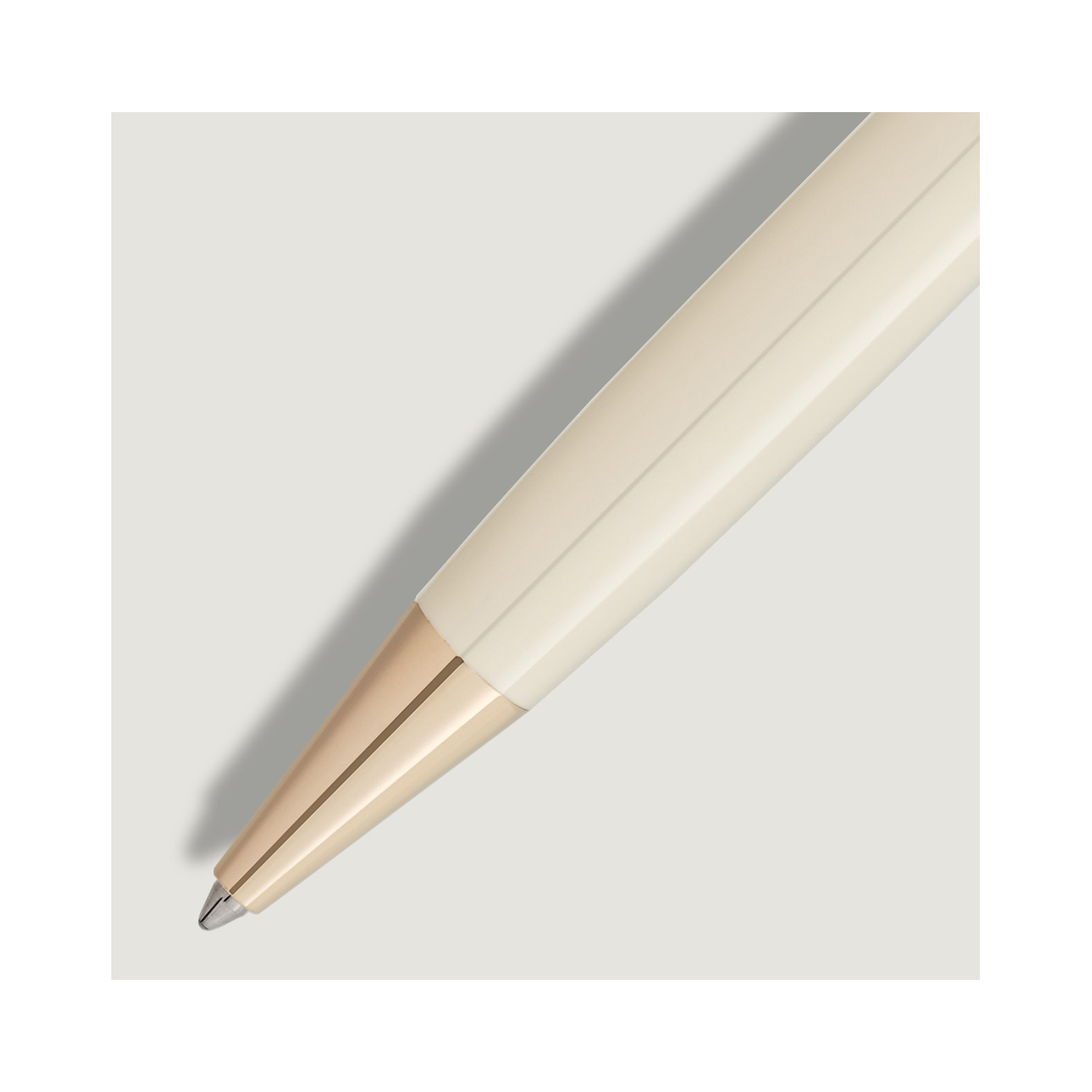 A Montblanc, Meisterstück Romeo & Juliet Classique Ballpoint pen crafted in ivory coloured precious resin and signature gold-coated fittings.