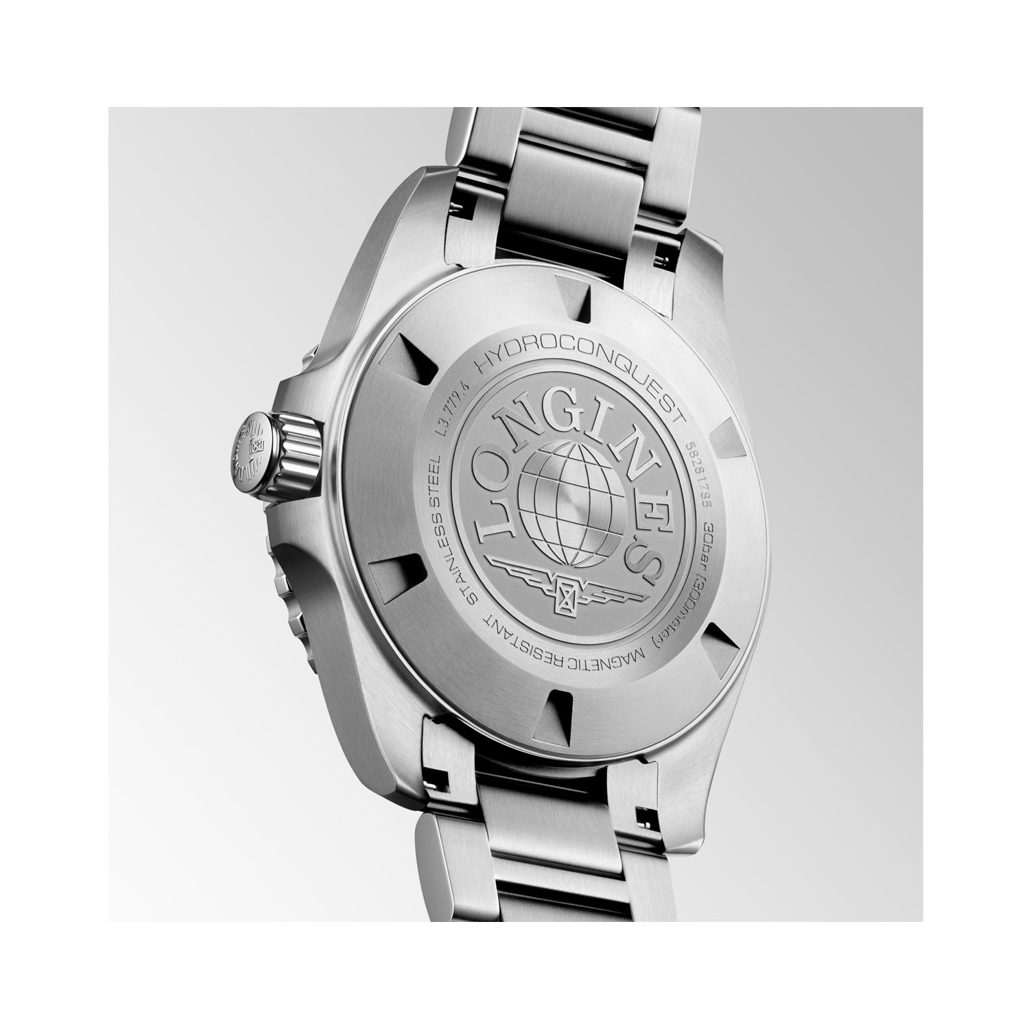 Longines, HydroConquest Blue Dial & Bezel, Automatic Men's Watch Longines, HydroConquest with a 39mm stainless steel case and bracelet strap featuring a date function and a blue dial and bezel.