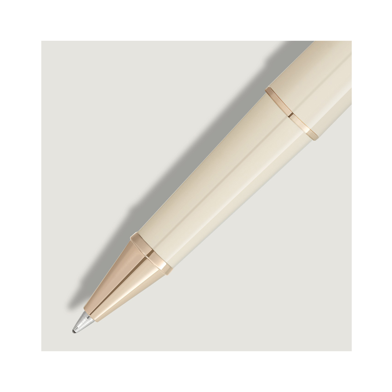 Montblanc, Meisterstück Romeo & Juliet Classique Rollerball A Montblanc, Meisterstück Romeo & Juliet Classique Rollerball pen crafted in ivory coloured precious resin and signature gold-coated fittings.