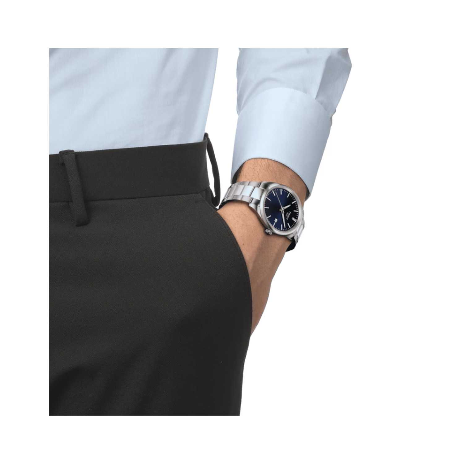 Tissot, PR 100 Dark Blue, Quartz Men's Watch Tissot PR 100 with a 40mm stainless steel case and bracelet strap featuring a date function and a dark blue dial.