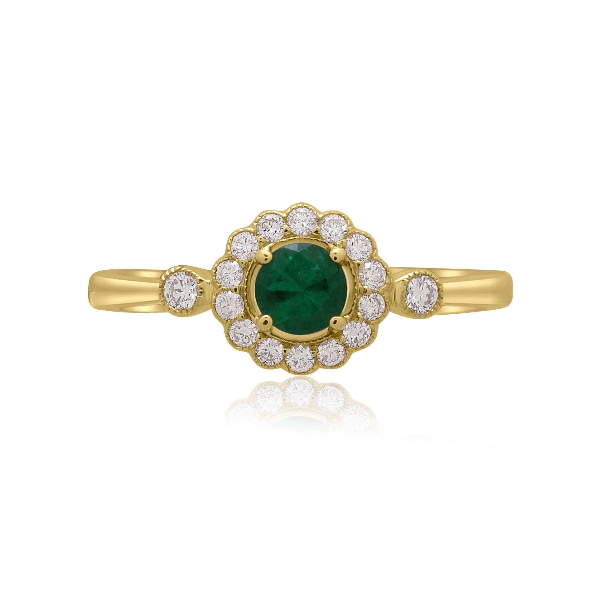 An 18ct yellow gold round emerald and diamond millgrain set cluster ring with two diamonds set on each shoulder.