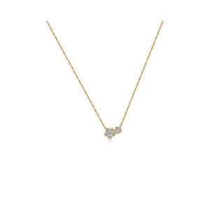 An 18ct yellow gold round brilliant cut diamond cluster necklace with two diamond flower clusters on a belcher chain.