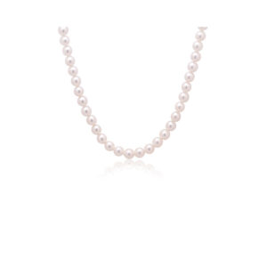 A white akoya pearl necklace featuring a 9ct yellow gold rear clasp.