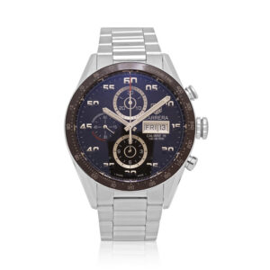 Tag Heuer, Carrera with a 43mm stainless steel case and bracelet strap featuring a day date function, chronograph and a blue dial with a black bezel.