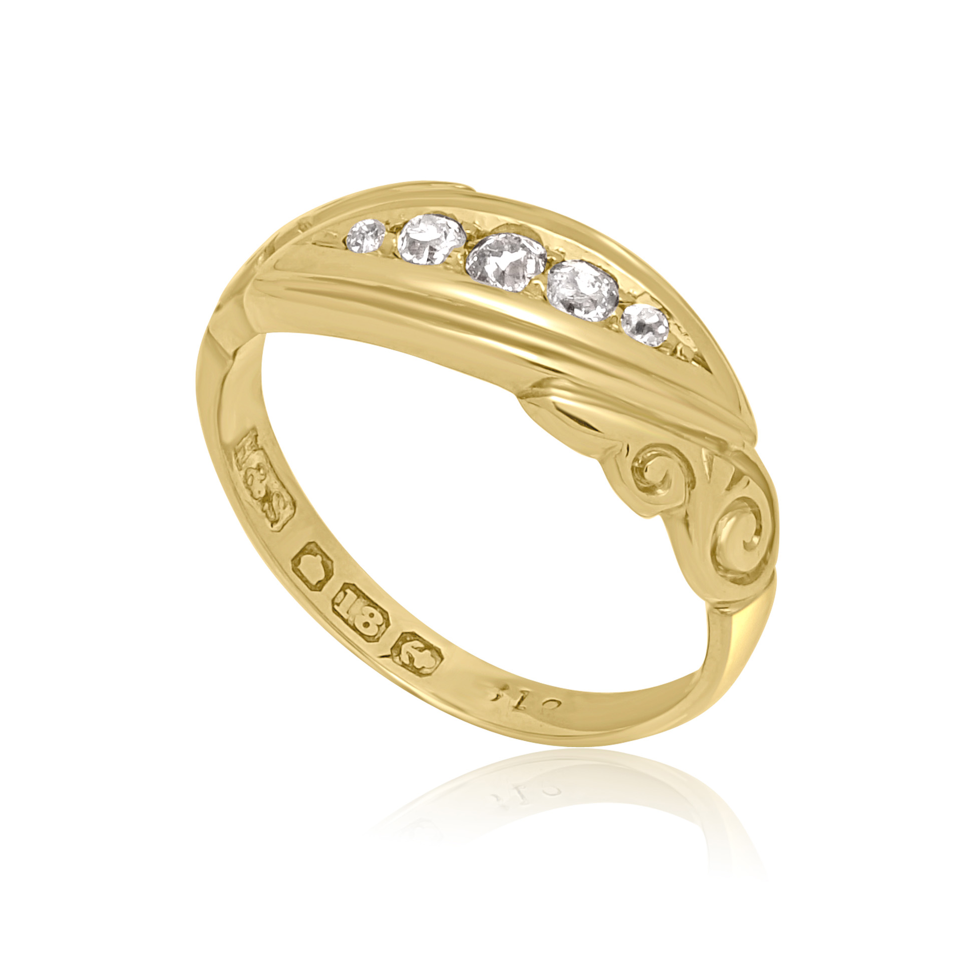 An 18ct yellow gold old late Victorian/ Edwardian five stone diamond ring.