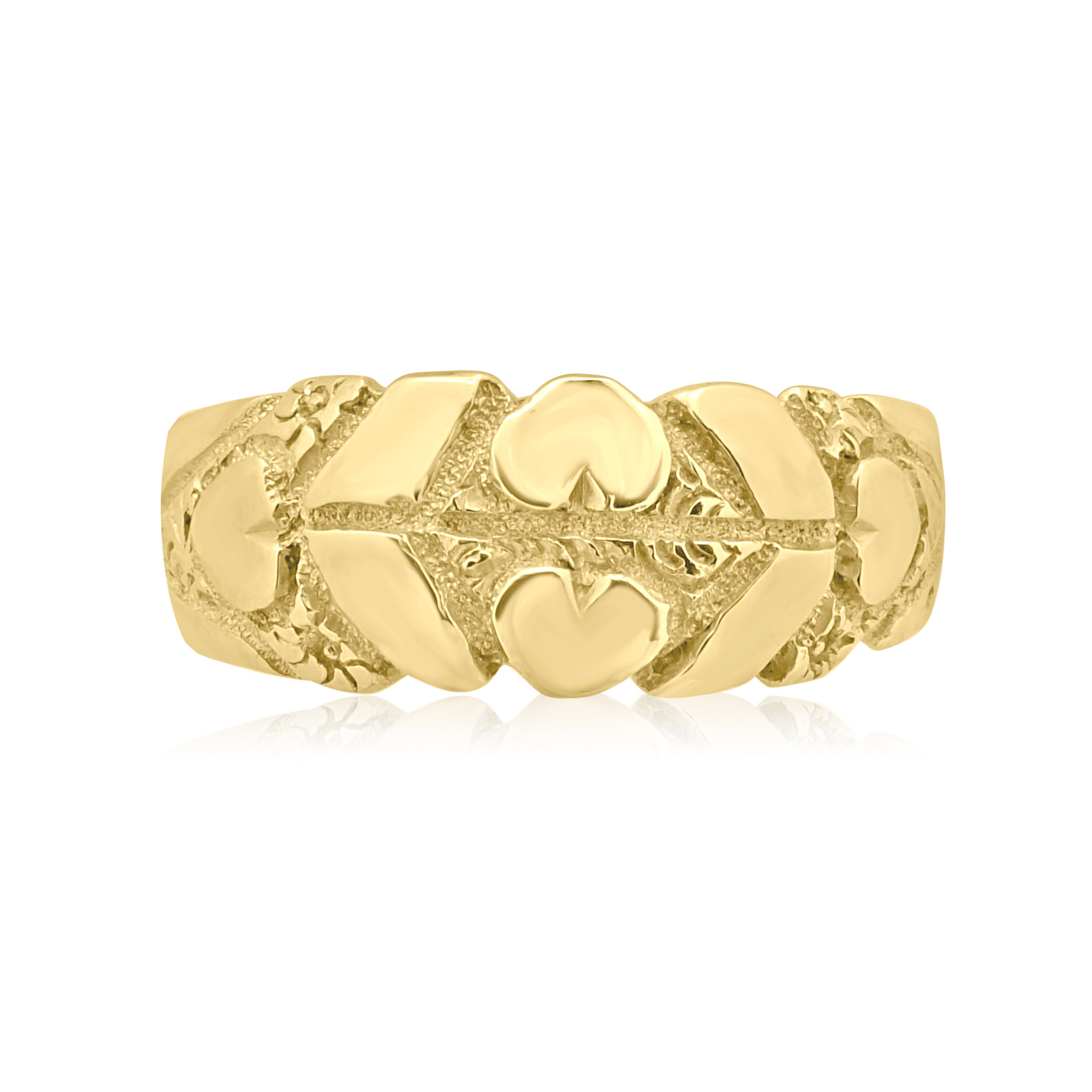 Antique 18ct Yellow Gold Broad Band An antique period 18ct yellow gold broad band, chased and engraved with hearts and foliage.
