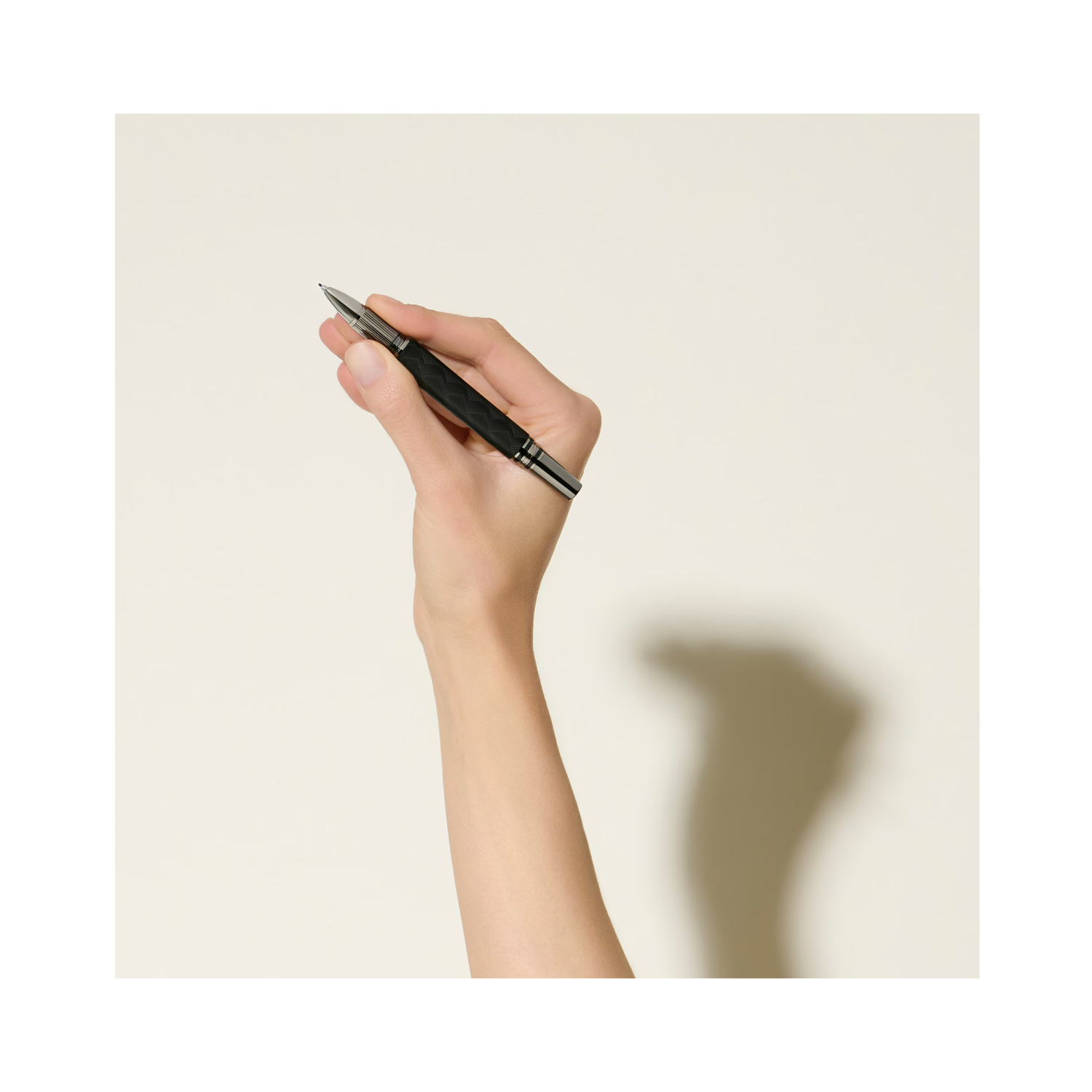 Montblanc, StarWalker Extreme Doué Fineliner A Montblanc, StarWalker Extreme Doué fineliner pen crafted in black precious resin with the “Extreme” pattern featuring ruthenium coated fittings.